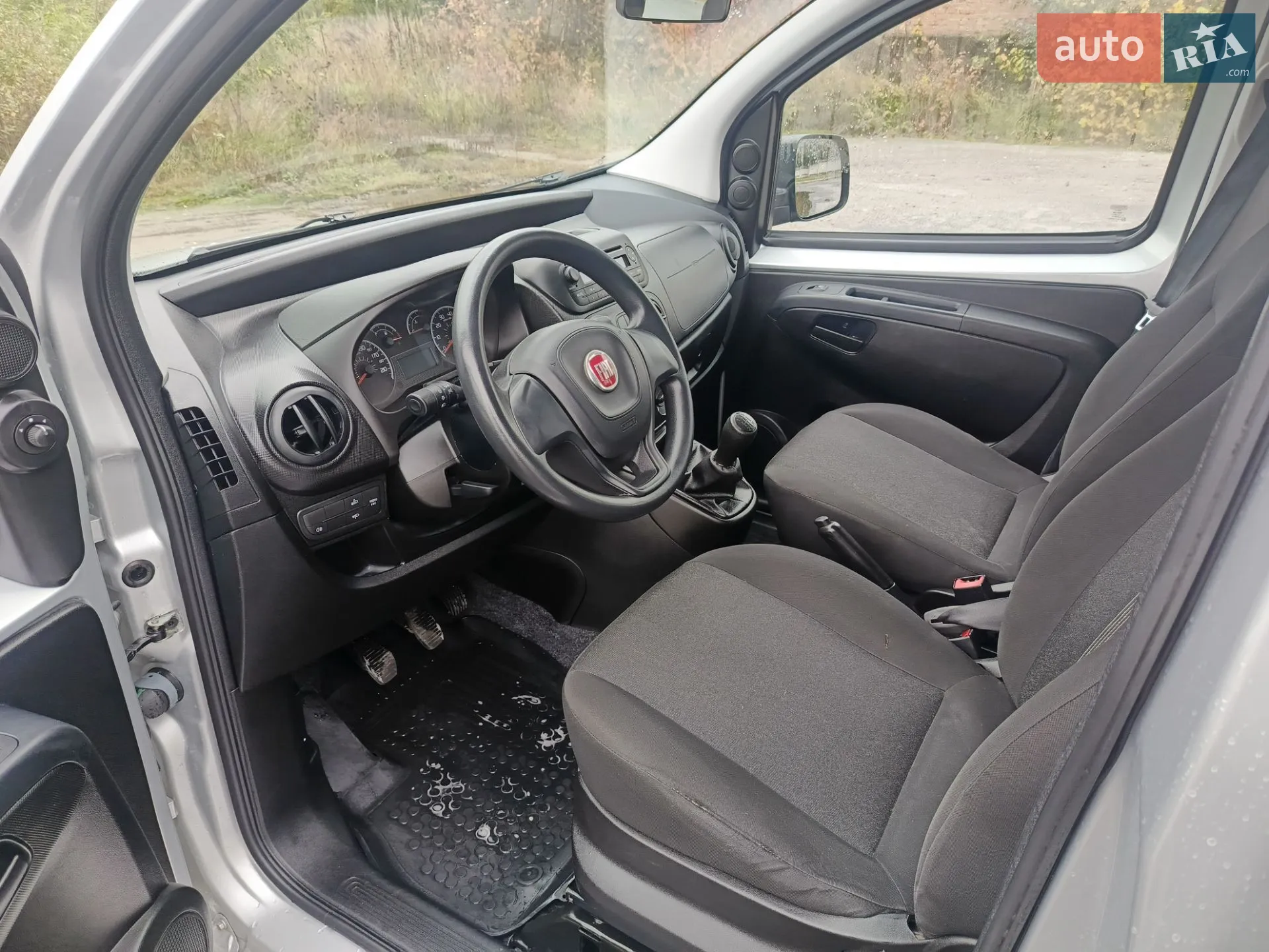 2017 Fiat Qubo - мініатюра 16