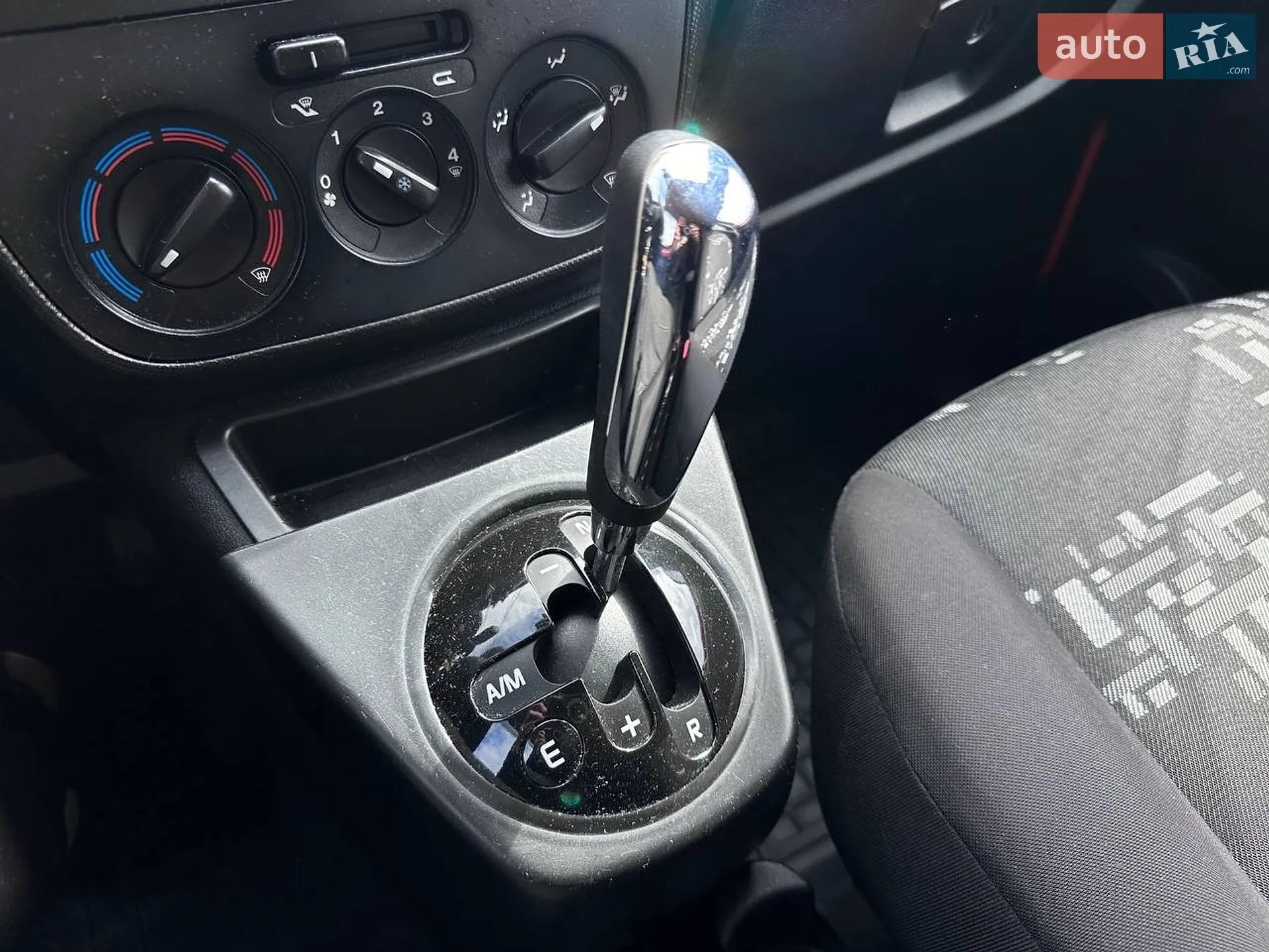 2015 Fiat Qubo - мініатюра 18