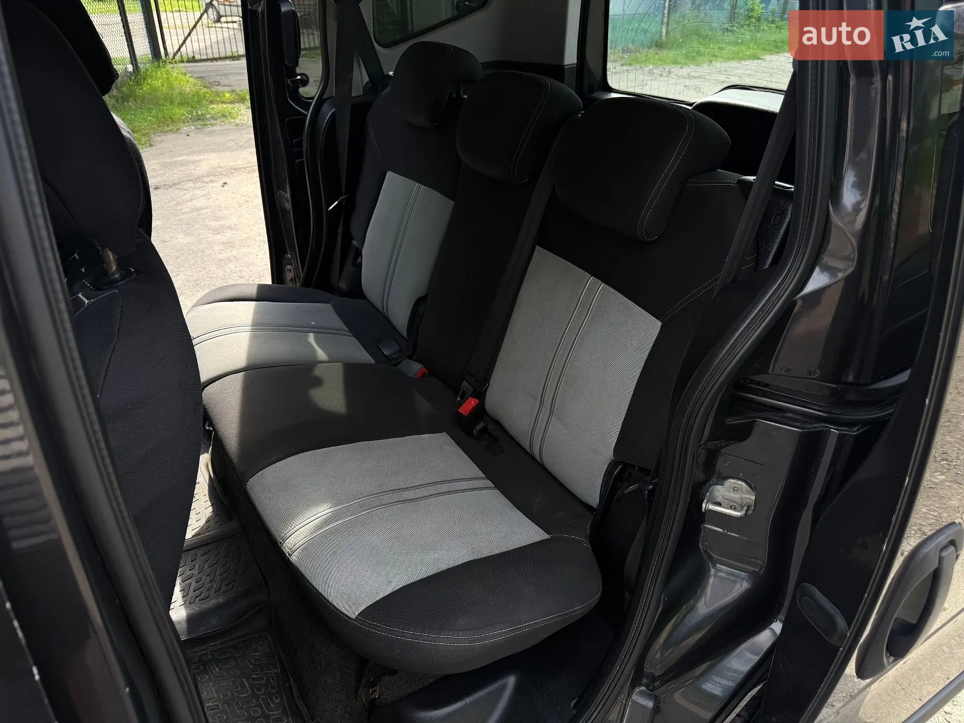 2011 Fiat Qubo - мініатюра 6