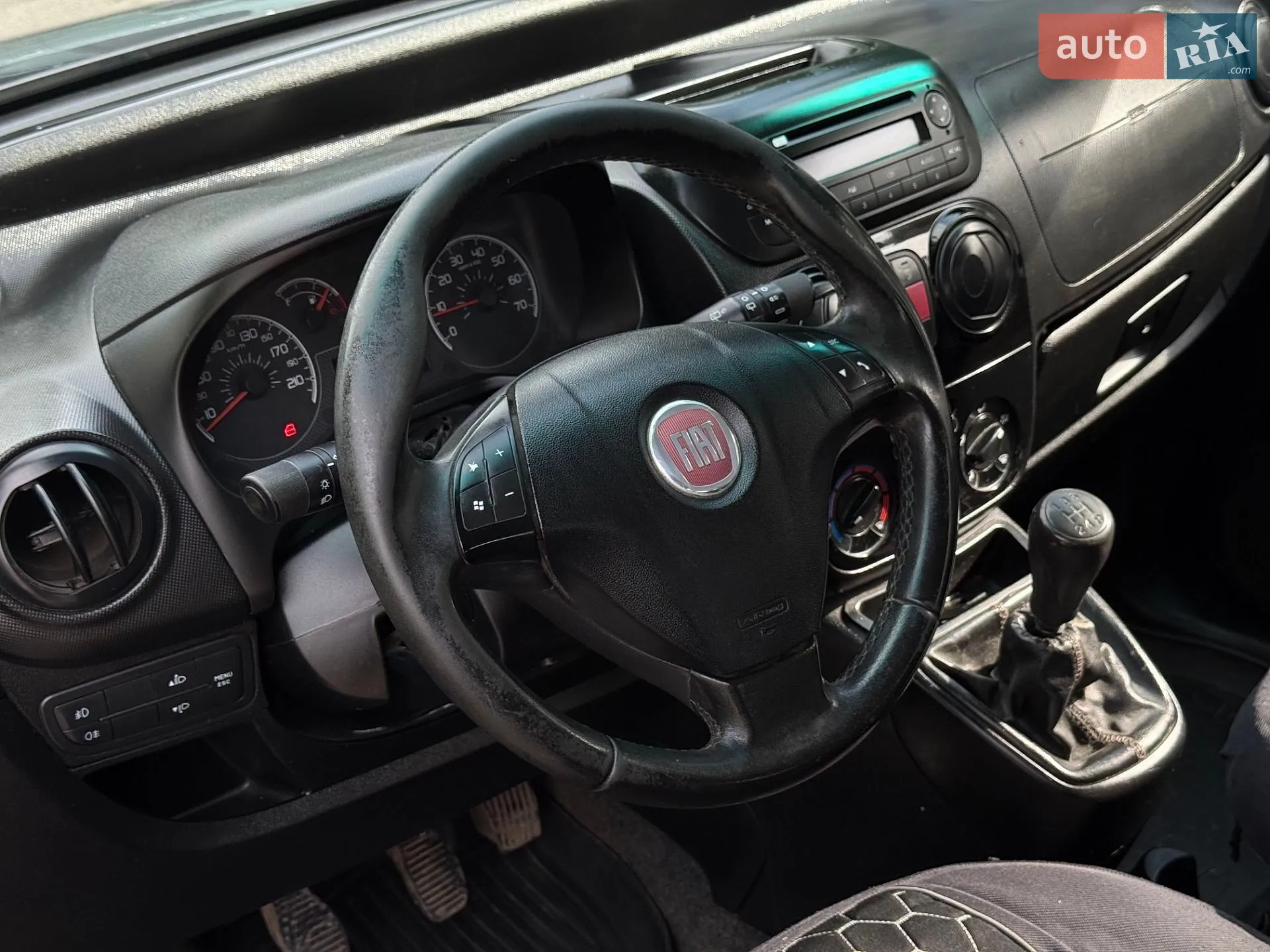 2011 Fiat Qubo - мініатюра 10