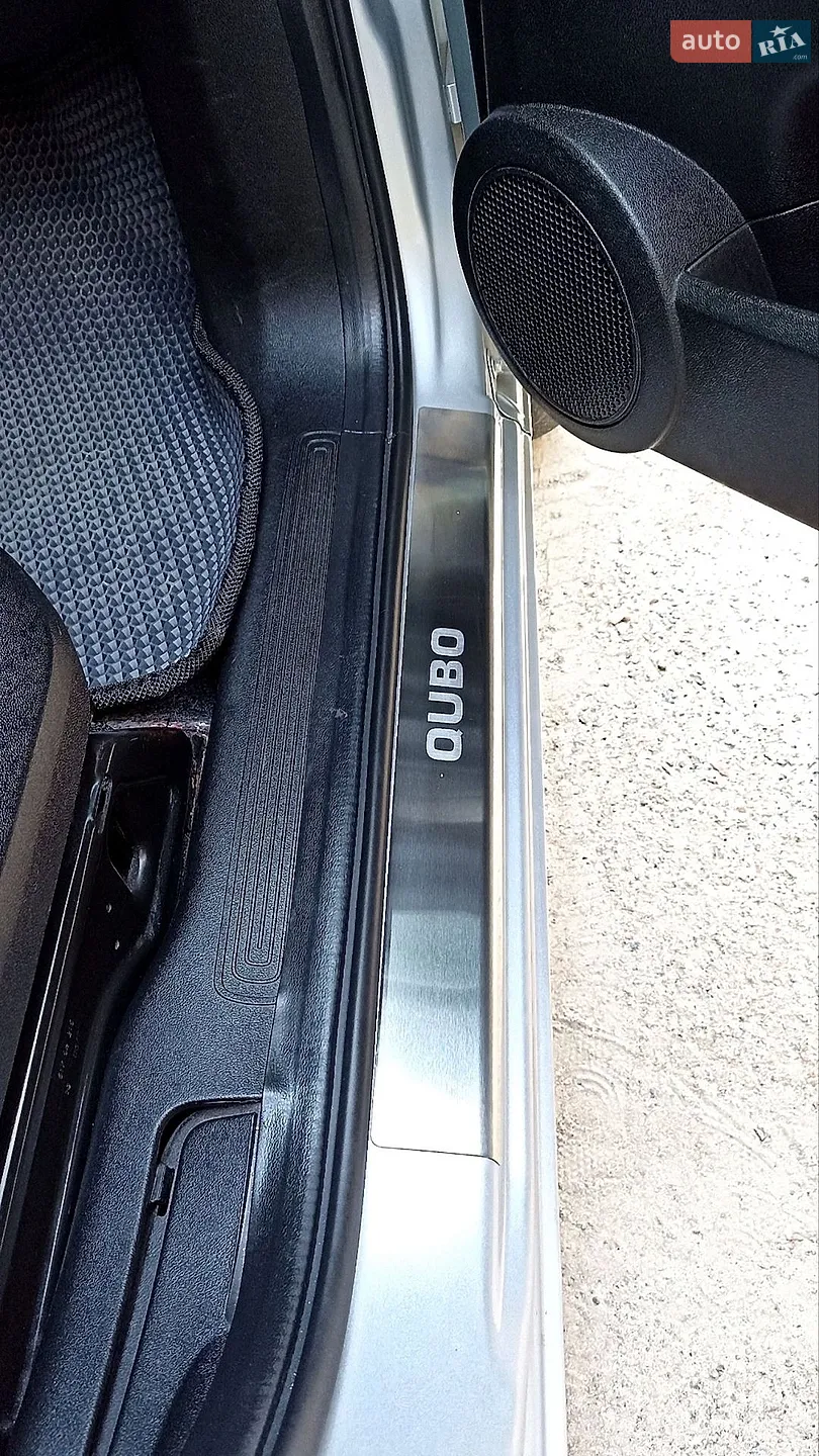 2012 Fiat Qubo - мініатюра 17