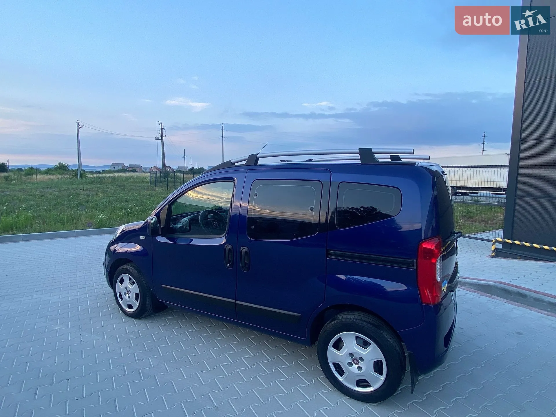 2017 Fiat Qubo - мініатюра 11