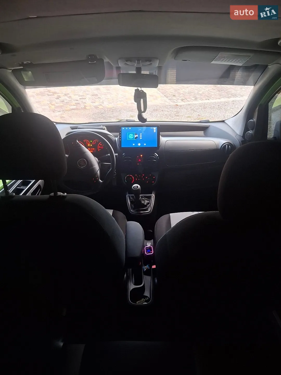 2011 Fiat Qubo - мініатюра 21