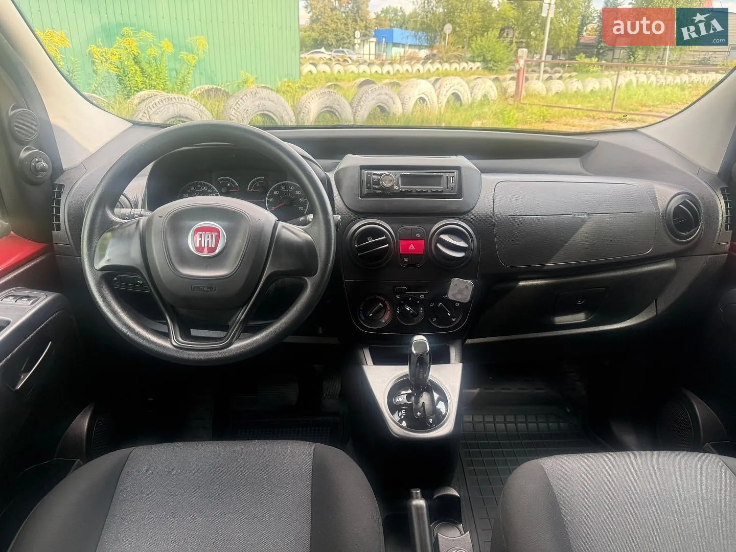 2017 Fiat Qubo - мініатюра 12