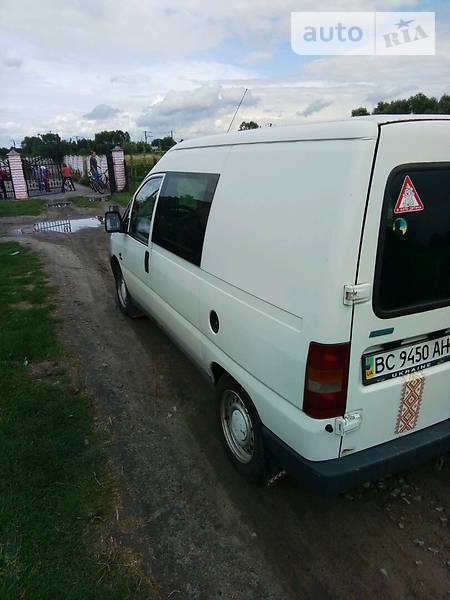 Минивэн Fiat Scudo 2000 в Буске