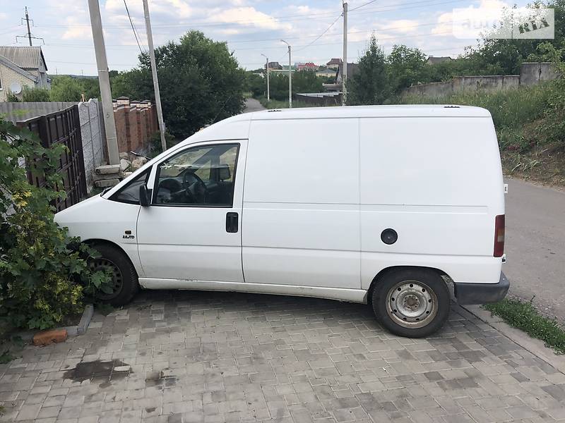 Грузопассажирский фургон Fiat Scudo 2000 в Харькове