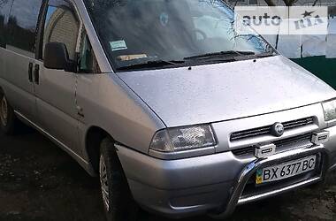 Вантажопасажирський фургон Fiat Scudo 2003 в Красилові