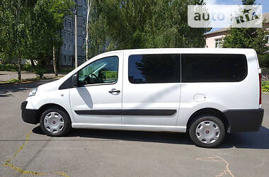 Грузопассажирский фургон Fiat Scudo 2015 в Ровно