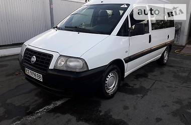 Грузопассажирский фургон Fiat Scudo 2006 в Черновцах