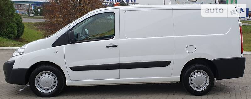 Вантажопасажирський фургон Fiat Scudo 2015 в Ковелі