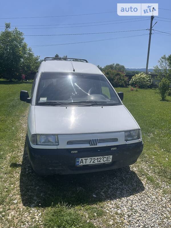 Мінівен Fiat Scudo 1999 в Косові