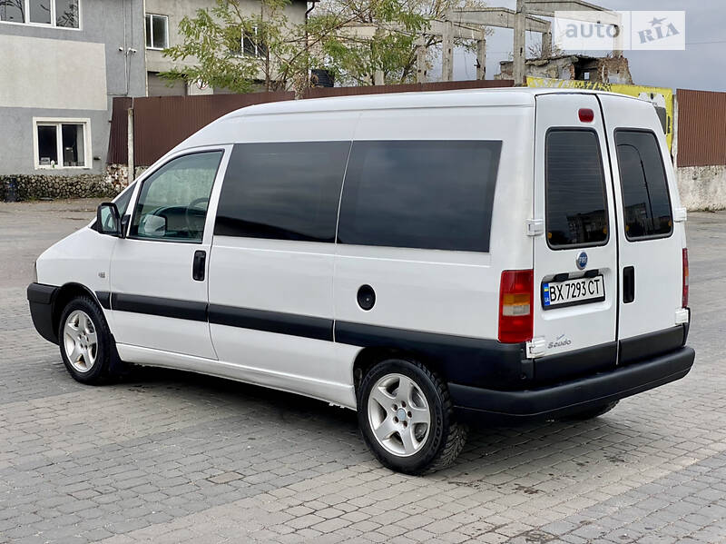 Минивэн Fiat Scudo 2005 в Теофиполе