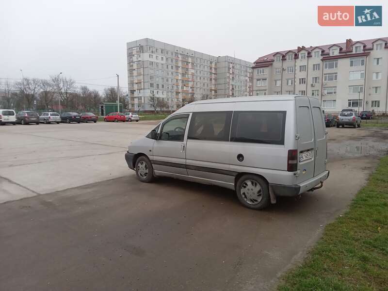 Минивэн Fiat Scudo 2000 в Остроге
