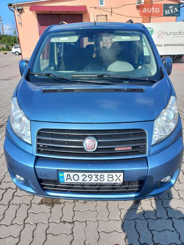 Минивэн Fiat Scudo 2010 в 