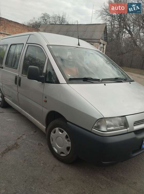 Мінівен Fiat Scudo 1998 в Світловодську