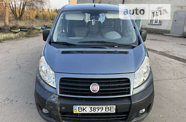 Мінівен Fiat Scudo 2009 в Рівному