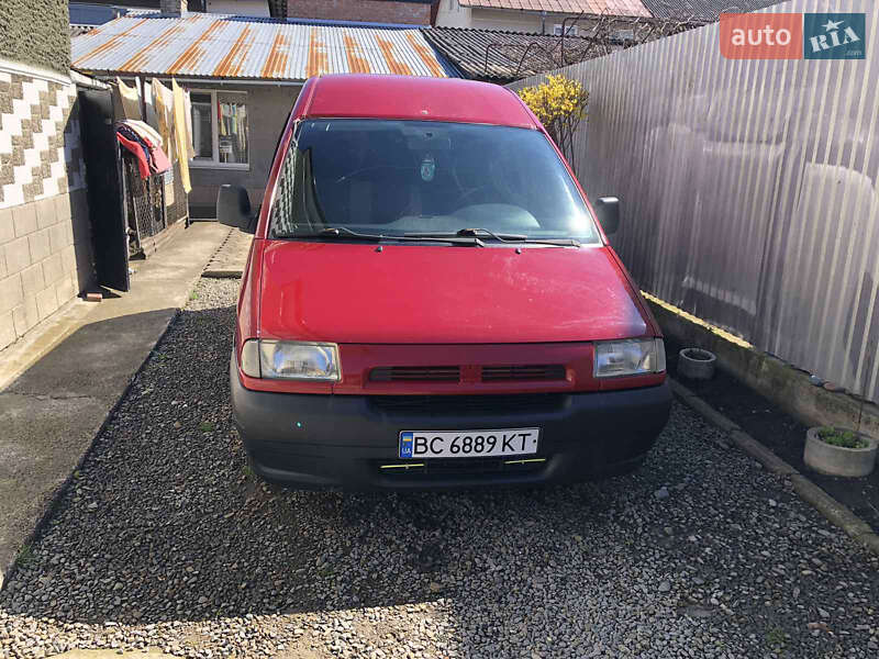 Минивэн Fiat Scudo 2004 в Стрые