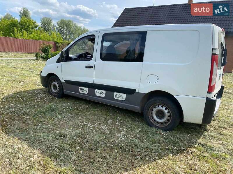 Мінівен Fiat Scudo 2008 в Києві фото 3 Мінівен Fiat Scudo 2008 в Києві
