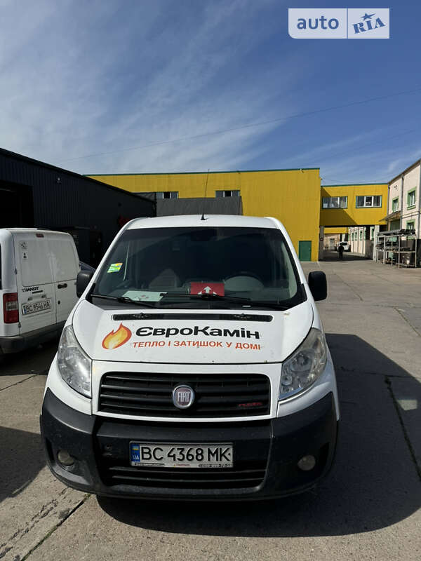 Грузопассажирский фургон Fiat Scudo 2014 в Стрые