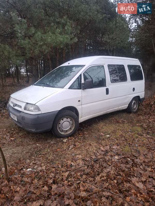 Мінівен Fiat Scudo 1997 в Вараші