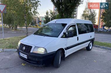 Мінівен Fiat Scudo 2004 в Рівному