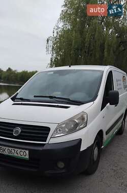 Грузовой фургон Fiat Scudo 2009 в Ровно