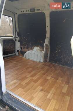 Грузовой фургон Fiat Scudo 2000 в 