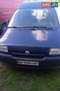 Минивэн Fiat Scudo 2000 в 