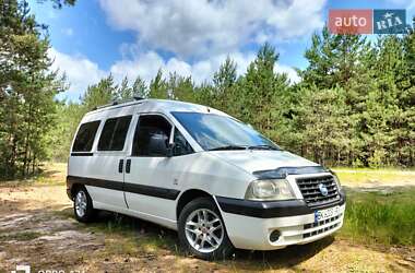 Минивэн Fiat Scudo 2005 в Ровно