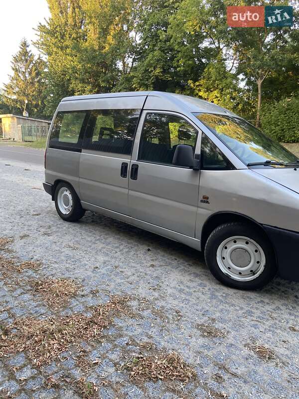 Минивэн Fiat Scudo 2000 в Новом Ярычеве фото 4 Минивэн Fiat Scudo 2000 в Новом Ярычеве