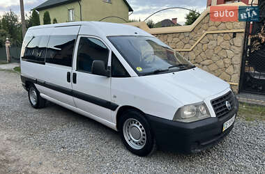 Мінівен Fiat Scudo 2004 в Чернівцях
