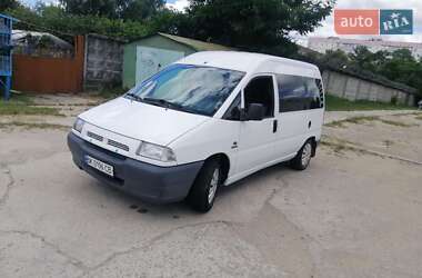 Мінівен Fiat Scudo 2000 в Вараші
