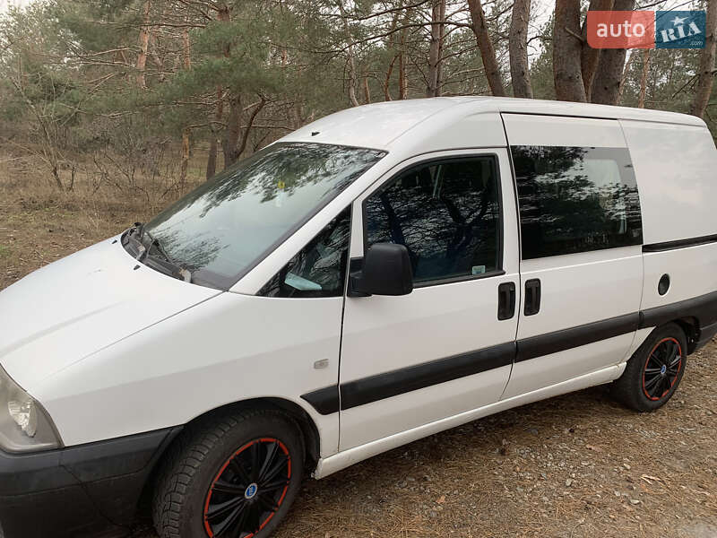 Минивэн Fiat Scudo 2004 в Днепре