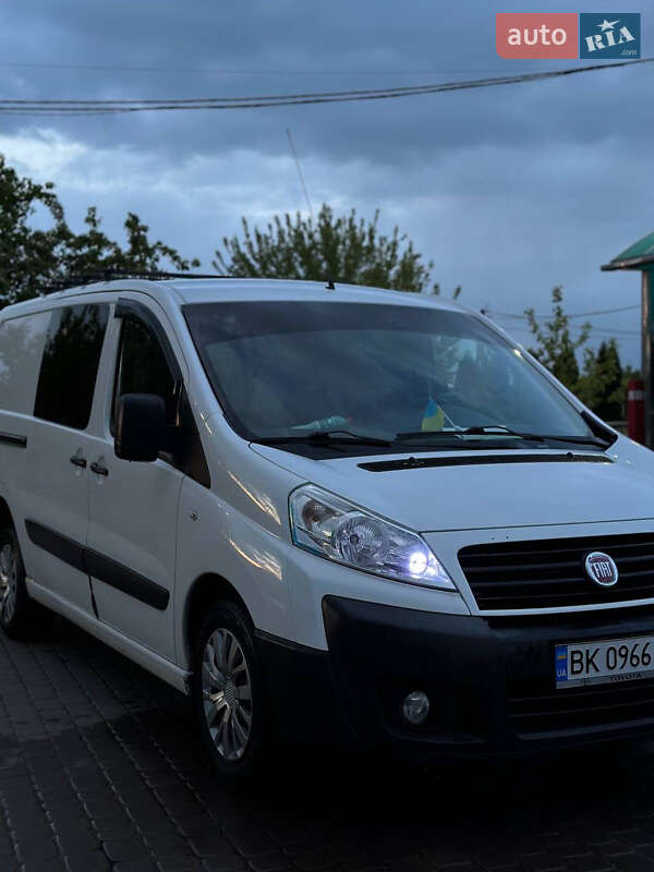Минивэн Fiat Scudo 2008 в Киеве