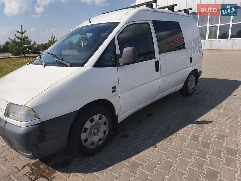 Минивэн Fiat Scudo 2000 в 