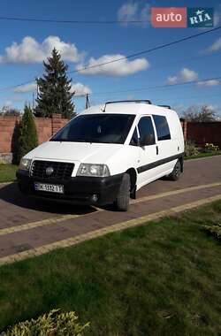 Мінівен Fiat Scudo 2005 в Сарнах