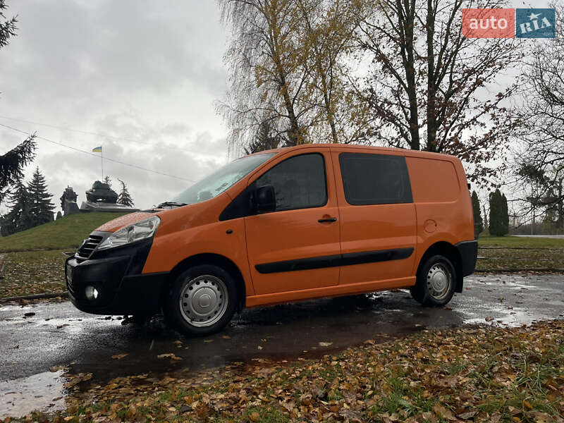 Вантажний фургон Fiat Scudo 2008 в Дубні