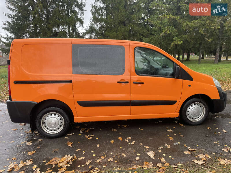 Вантажний фургон Fiat Scudo 2008 в Дубні