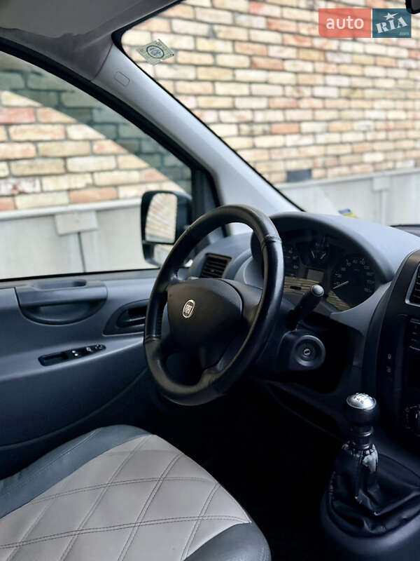 Минивэн Fiat Scudo 2008 в Луцке