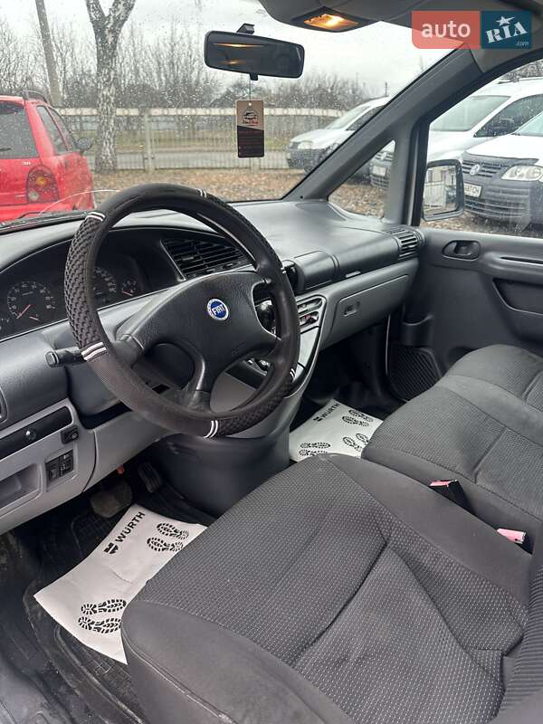 Минивэн Fiat Scudo 2005 в Смеле