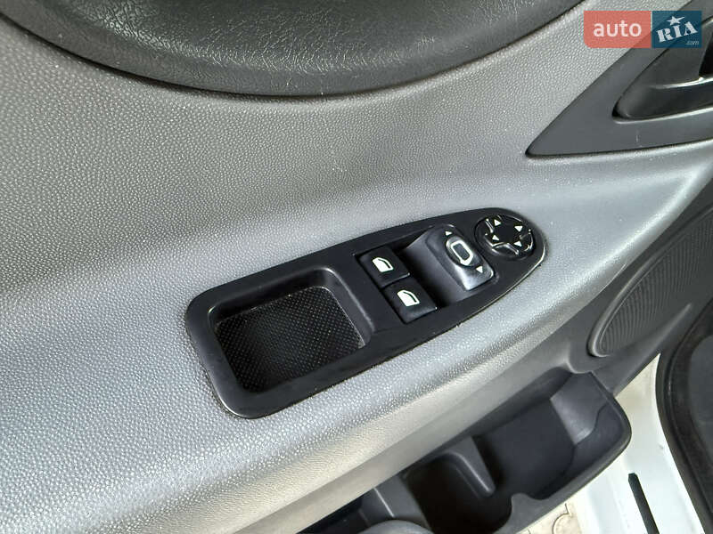 Минивэн Fiat Scudo 2008 в Долине фото 8 Минивэн Fiat Scudo 2008 в Долине