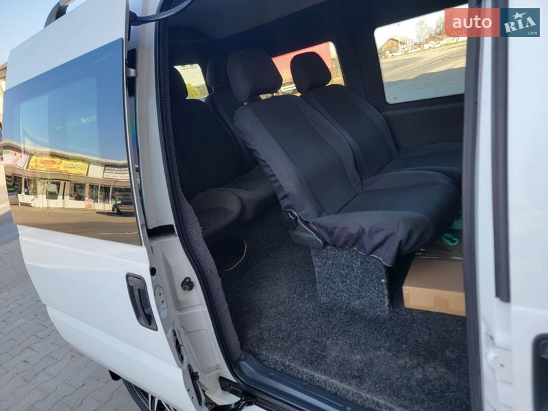 Мінівен Fiat Scudo 2003 в Чернівцях