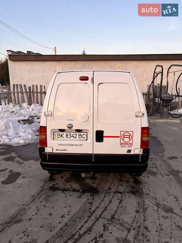 Минивэн Fiat Scudo 2006 в Костополе