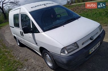 Вантажний фургон Fiat Scudo 2001 в Стрию