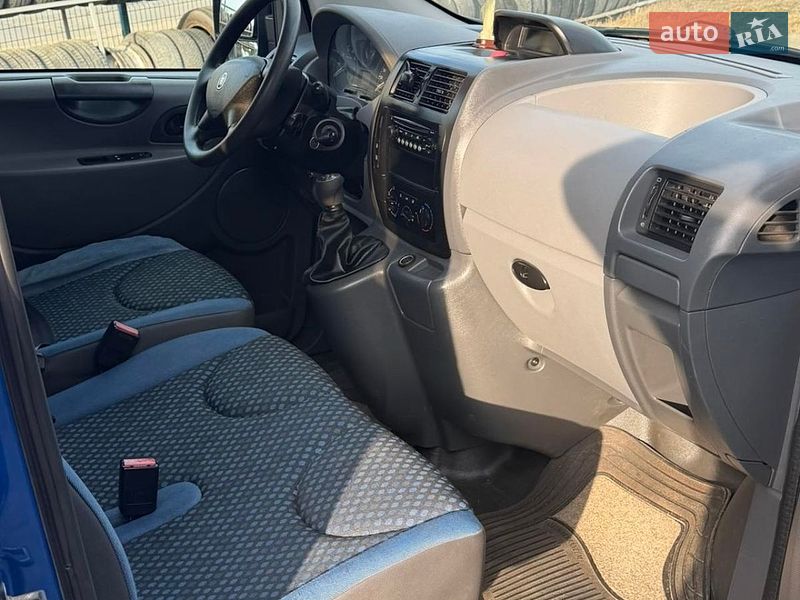 Минивэн Fiat Scudo 2008 в Черновцах