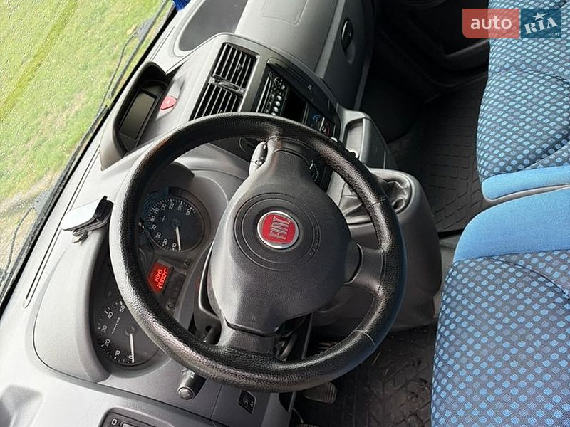 Минивэн Fiat Scudo 2013 в Жовкве