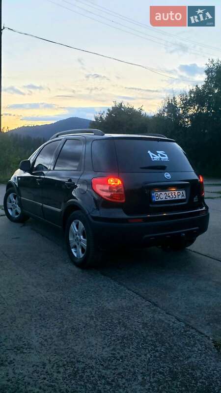 Позашляховик / Кросовер Fiat Sedici 2007 в Славському