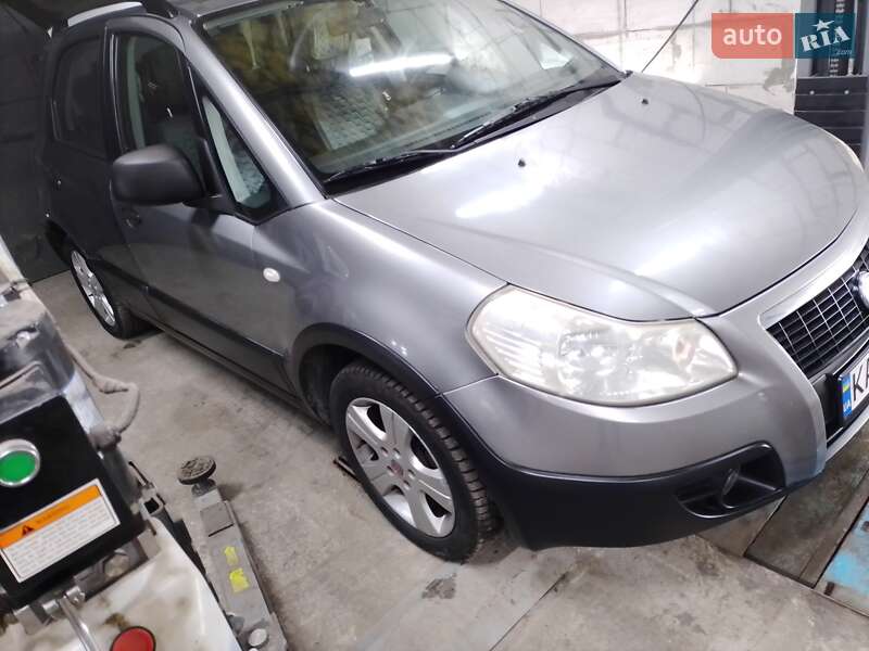 Внедорожник / Кроссовер Fiat Sedici 2009 в Киеве