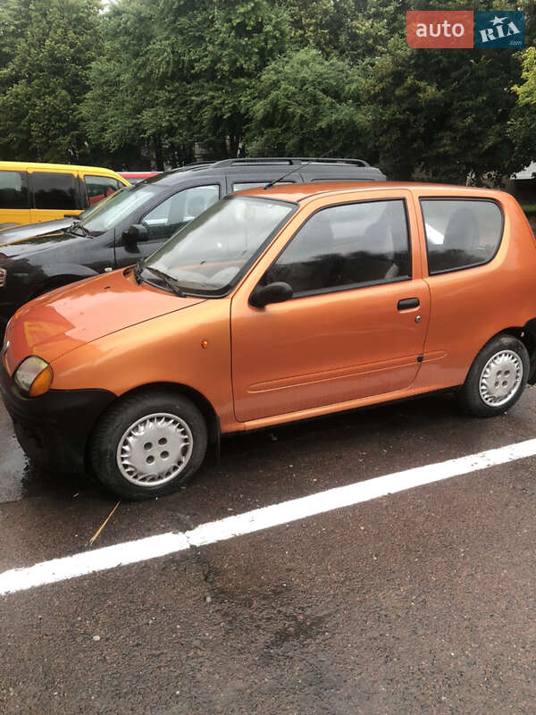 Хэтчбек Fiat Seicento 2001 в Луцке