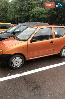 Хэтчбек Fiat Seicento 2001 в 